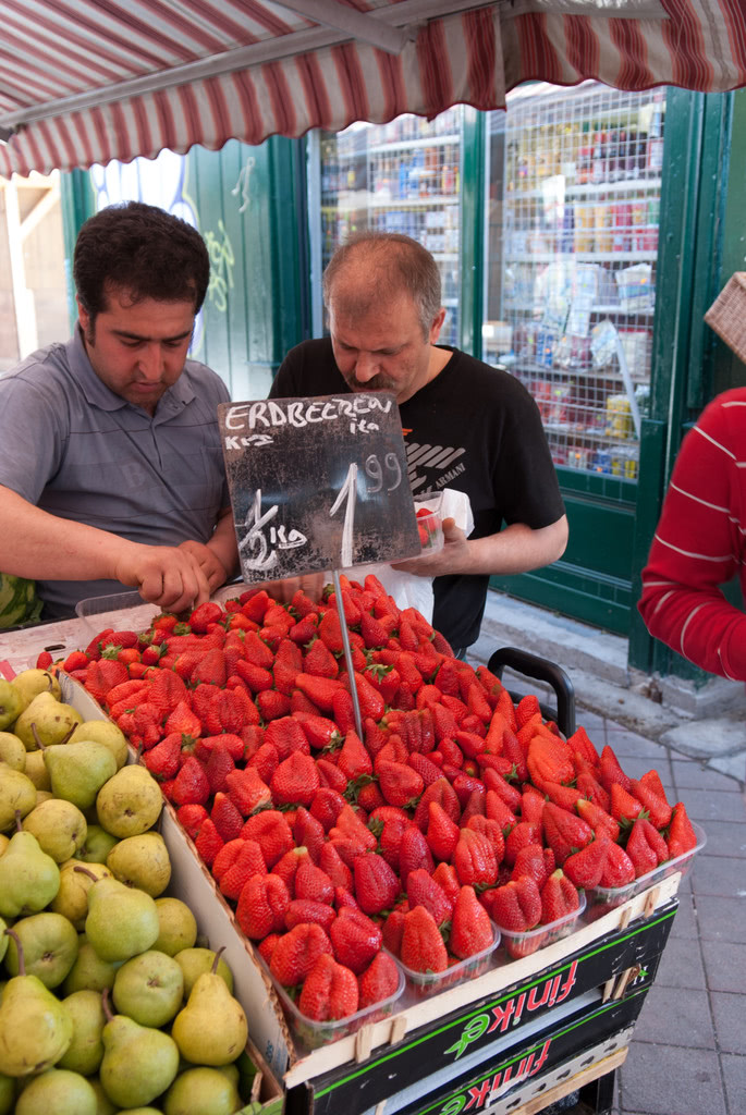 大草莓！ @ Naschmarkt, Wien
